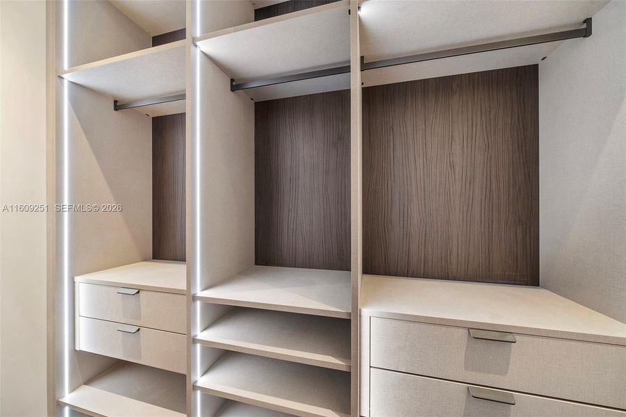 Extra master Closet Extra master Closet