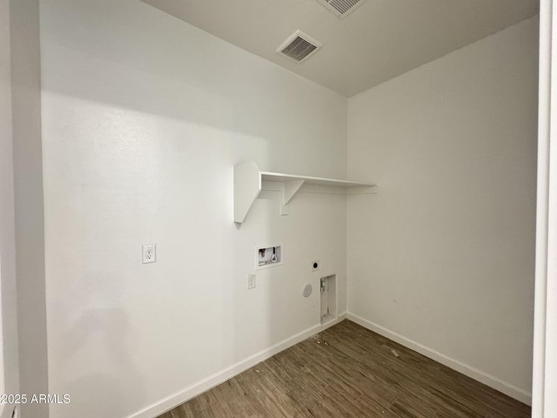 014 Laundry Room 014 Laundry Room