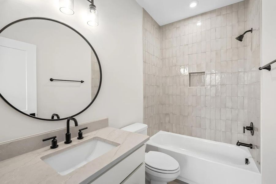 The Belvidere A Bathroom