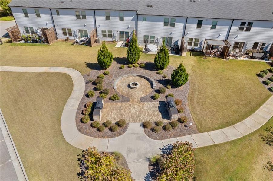 Community amenities in Willowcrest Townhomes, Mableton (Image 48).