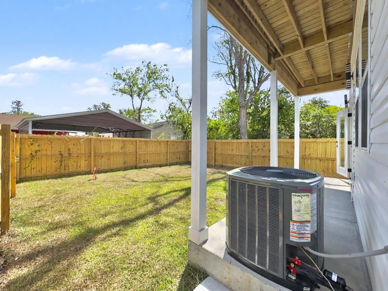 Exterior details and patio area of a home in , North Charleston (Image 4).