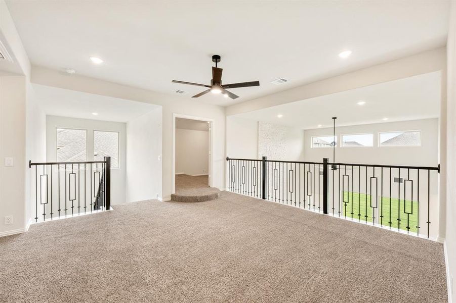Spacious, unfurnished interior of a new home in Hampton Park, Glenn Heights (Image 19).