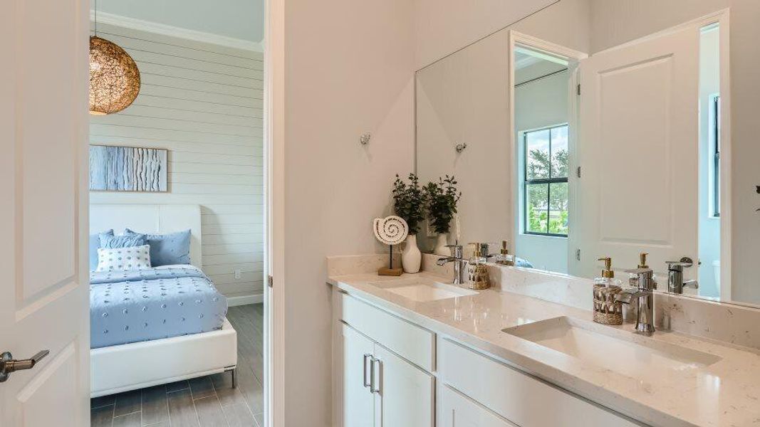 _pic_giulia_bath2_1of2_f1_6_2_23[1]