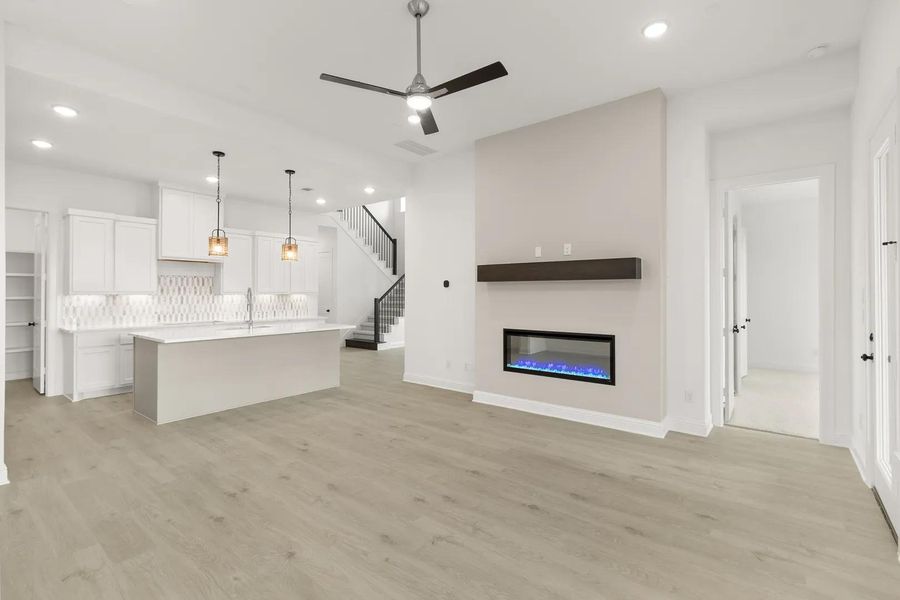 Sabine C Family room