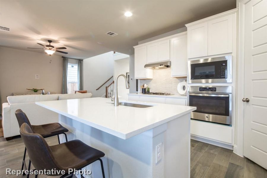 Representative furnished interior of a home built from the Clear Creek 2595 by Brohn Homes in Clear Creek, Round Rock (Image 5).
