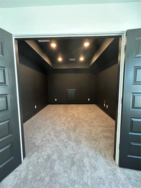 Spacious, unfurnished interior of a new home in Fulshear Lakes - 60', Fulshear (Image 20). Spacious, unfurnished interior of a new home in Fulshear Lakes - 60', Fulshear (Image 20).