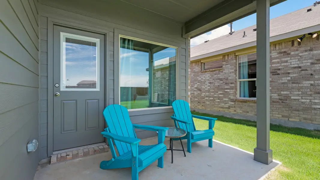 Exterior details and patio area of a home in Lankford Farms, Cleburne (Image 2).