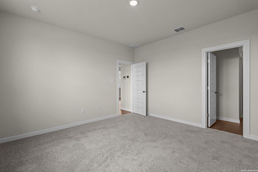 Spacious, unfurnished interior of a new home in Garden Grove, San Antonio (Image 19). Spacious, unfurnished interior of a new home in Garden Grove, San Antonio (Image 19).