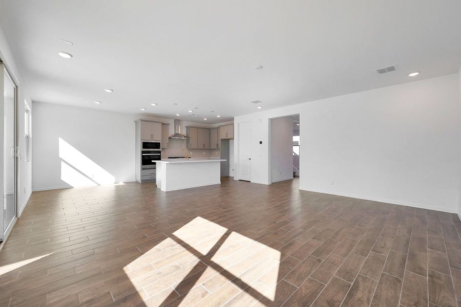 Spacious, unfurnished interior of a new home in Pinnacle at San Tan Heights, San Tan Valley (Image 12).