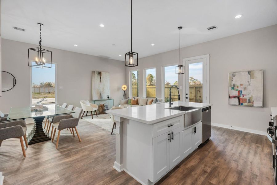 Photos are of a different unit.