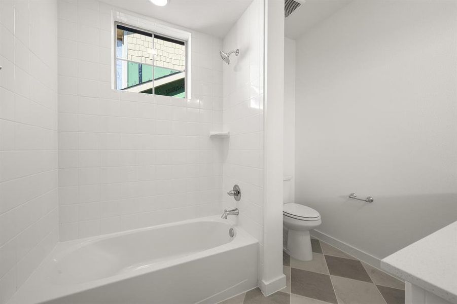 4619 Haws Trail_ 2572_Onyx- Bathroom-2