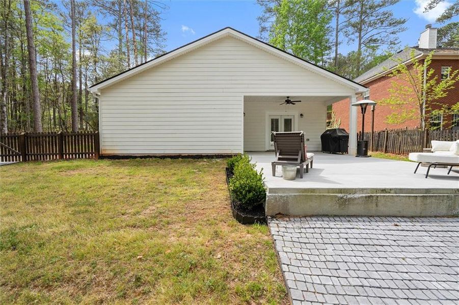 Exterior details and patio area of a home in Fairfield Plantation, Villa Rica (Image 38).