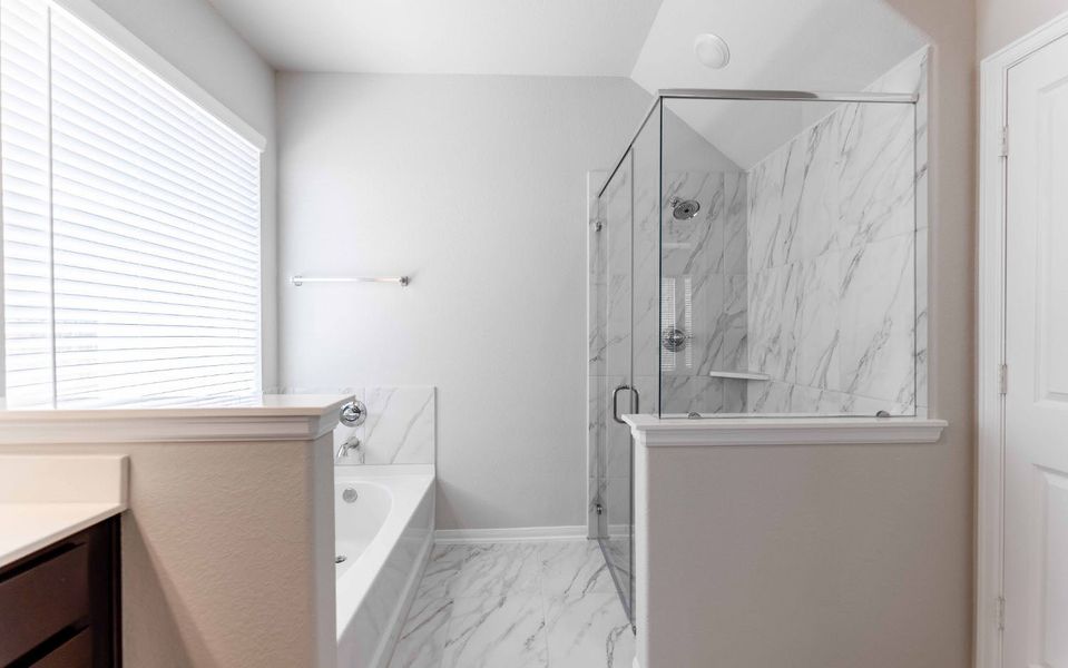 Furnished interior view inside a new home in Canterra Creek, Rosharon (Image 10).