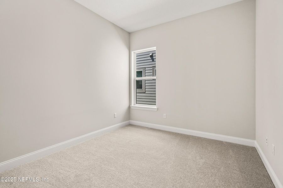 Spacious, unfurnished interior of a new home in Madeira, St. Augustine (Image 22).