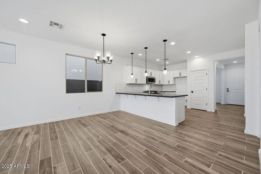 8827 W PASADENA Avenue - Ready Now! 8827 W PASADENA Avenue - Ready Now!