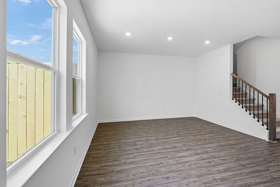 Spacious, unfurnished interior of a new home in Auburn Glen, Dacula (Image 14).