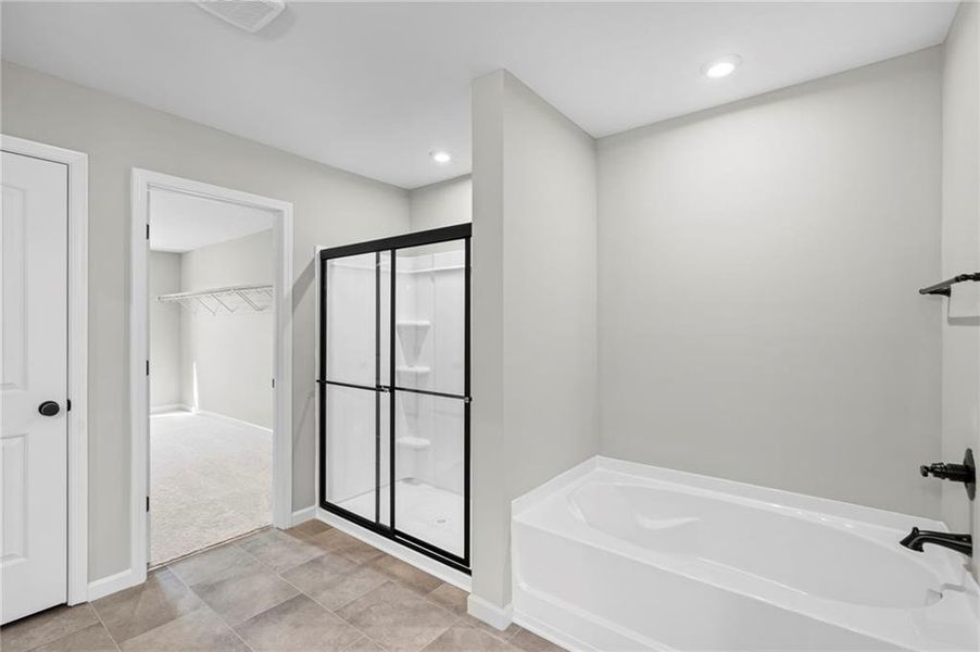 Furnished interior view inside a new home in Twin Lakes, Hoschton (Image 12).