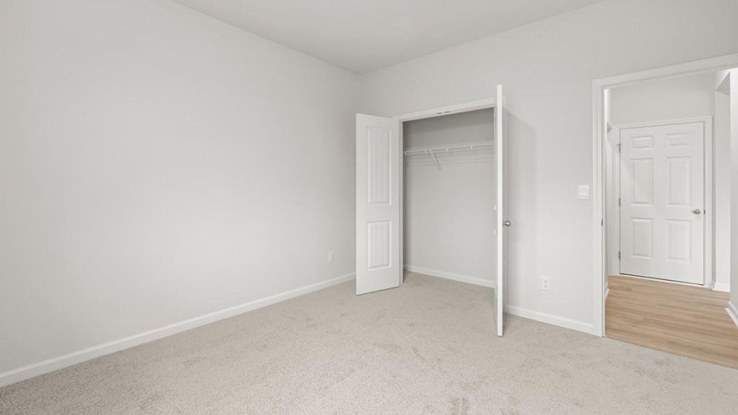 Spacious, unfurnished interior of a new home in , Dallas (Image 20).
