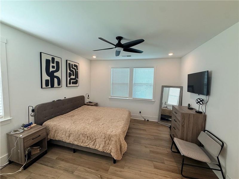 Furnished interior view inside a new home in Park Vue, Atlanta (Image 11).