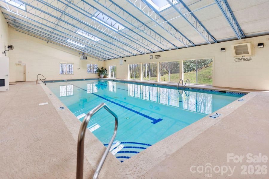 Community amenities in , Hendersonville (Image 27).