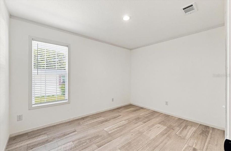 Spacious, unfurnished interior of a new home in , Zephyrhills (Image 32).