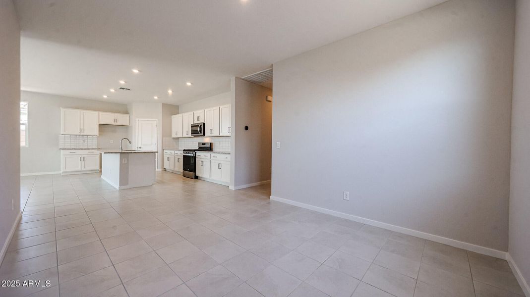 19_new-home-for-sale_Phoenix-West-Valley 19_new-home-for-sale_Phoenix-West-Valley