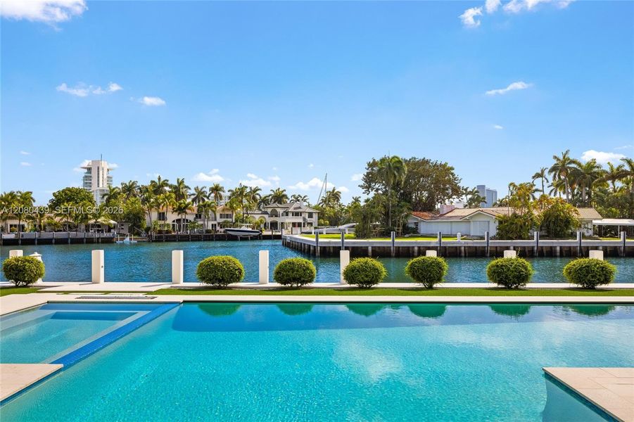 Community amenities in , Fort Lauderdale (Image 54).