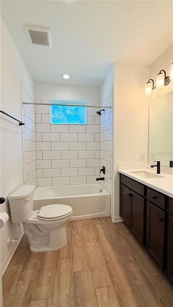 Furnished interior view inside a new home in , Palmetto (Image 14).