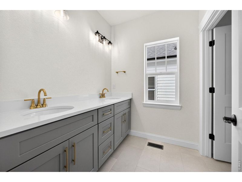 Furnished interior view inside a new home in , Erie (Image 9).