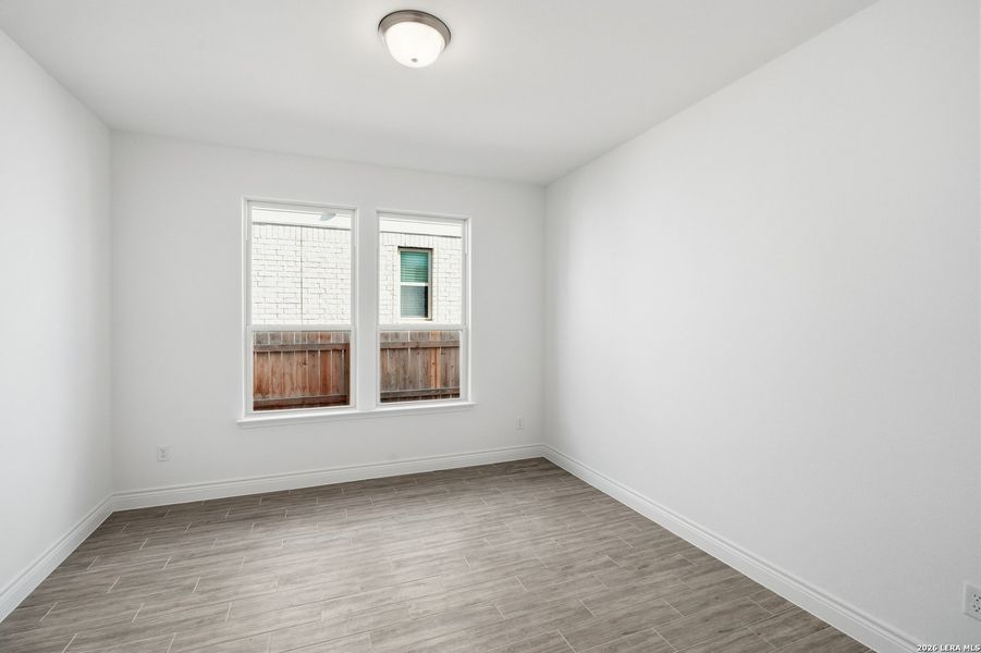 Spacious, unfurnished interior of a new home in Bison Ridge, San Antonio (Image 27). Spacious, unfurnished interior of a new home in Bison Ridge, San Antonio (Image 27).