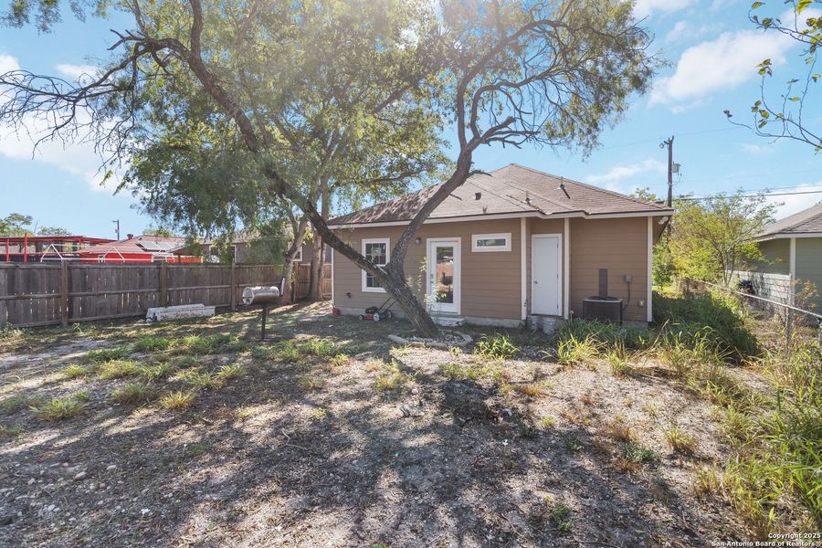 Exterior details and patio area of a home in , San Antonio (Image 24). Exterior details and patio area of a home in , San Antonio (Image 24).