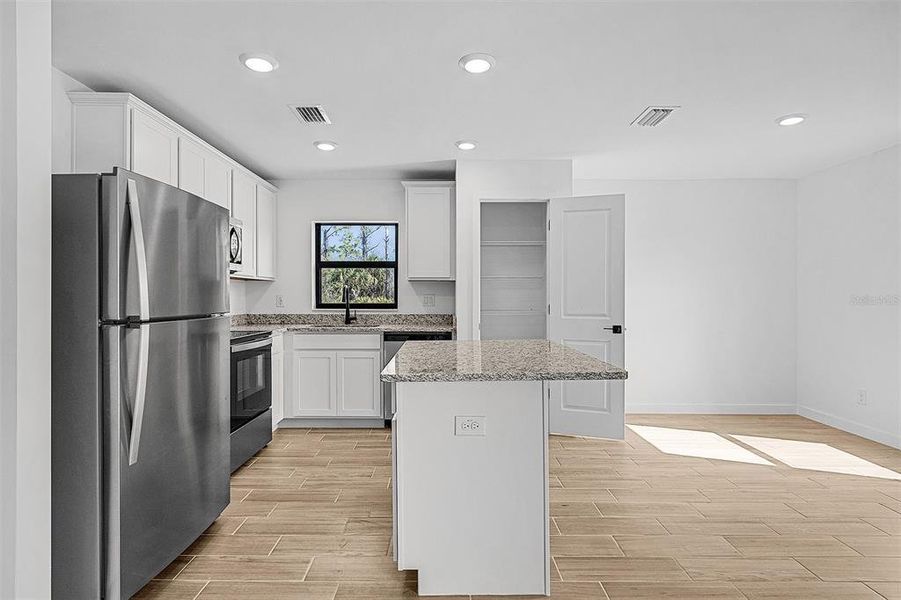 Image 17 of a home in . Image 17 of a home in .