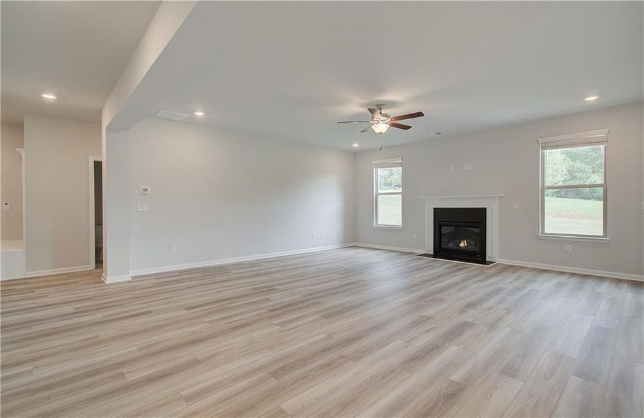 Spacious, unfurnished interior of a new home in Grandview at Millers Mill, Stockbridge (Image 17).