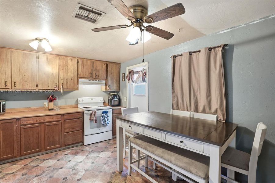 Furnished interior view inside a new home in , Labelle (Image 5). Furnished interior view inside a new home in , Labelle (Image 5).