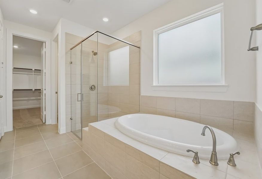 Homesite 5110 Primary Bath - 13 of 24