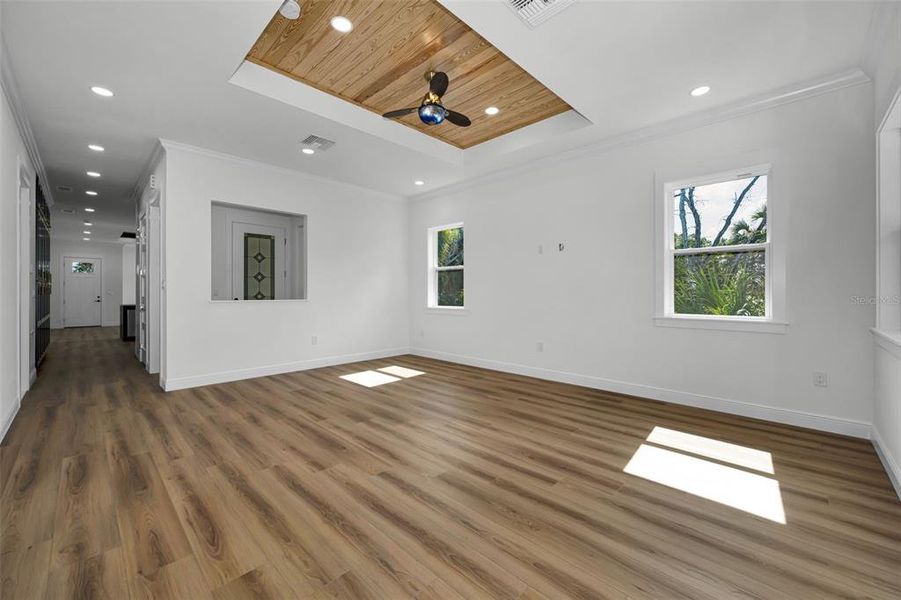 Spacious, unfurnished interior of a new home in , Tarpon Springs (Image 18). Spacious, unfurnished interior of a new home in , Tarpon Springs (Image 18).