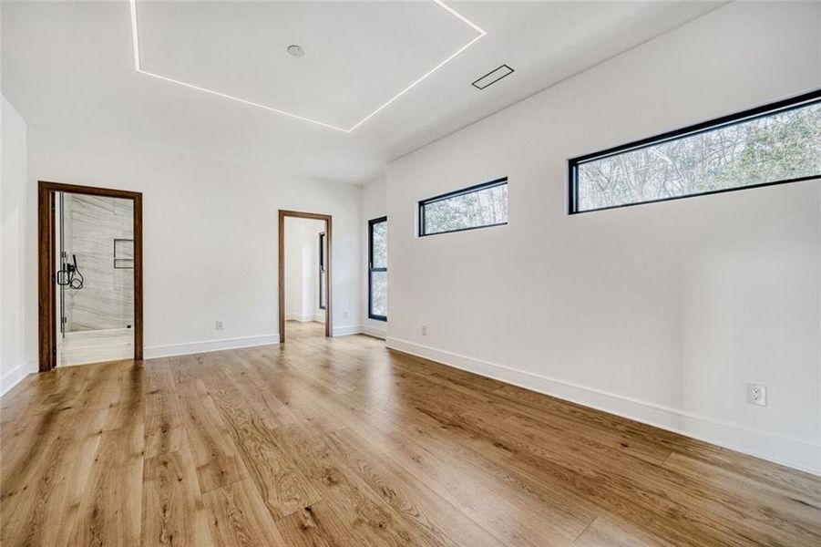 Spacious, unfurnished interior of a new home in , Atlanta (Image 22). Spacious, unfurnished interior of a new home in , Atlanta (Image 22).