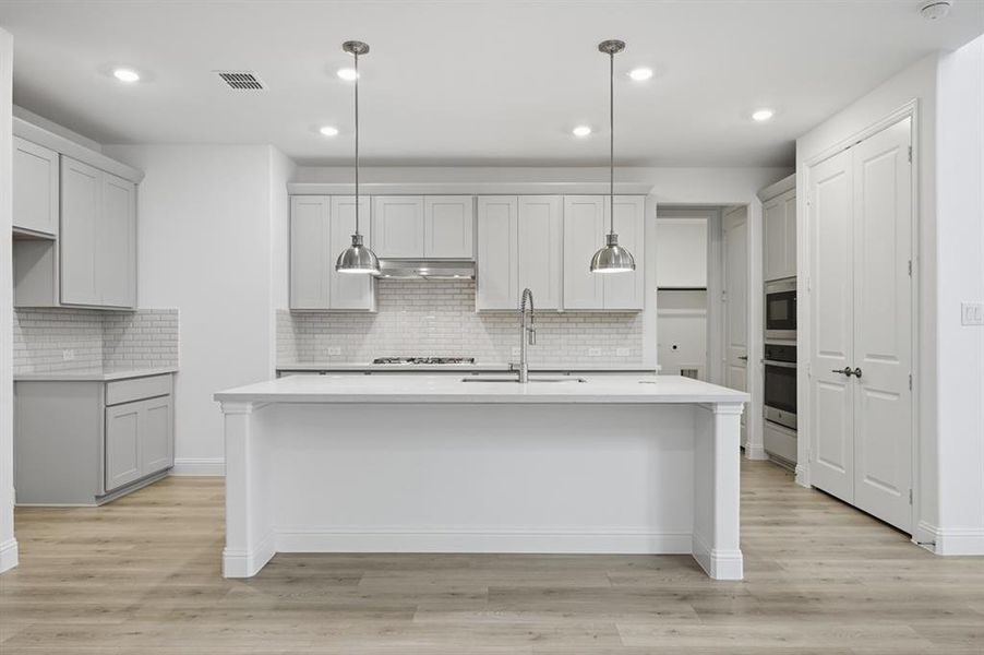 1604 Victory Terrace ~ Ready Now