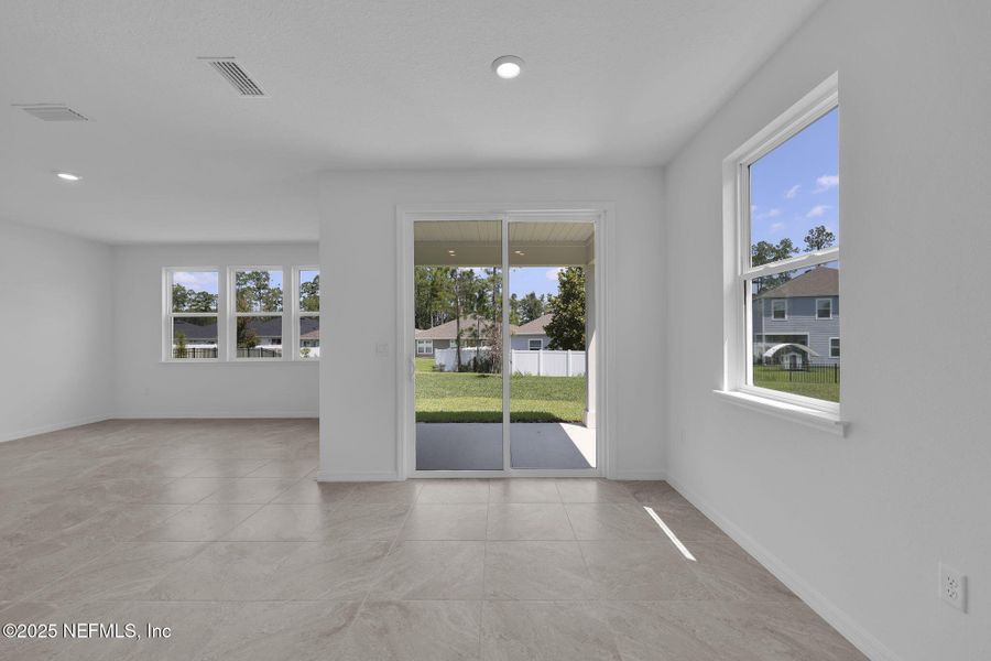 Spacious, unfurnished interior of a new home in Hyland Trail, Green Cove Springs (Image 19). Spacious, unfurnished interior of a new home in Hyland Trail, Green Cove Springs (Image 19).