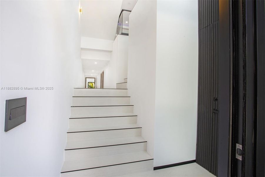 Image 58 of a home in .