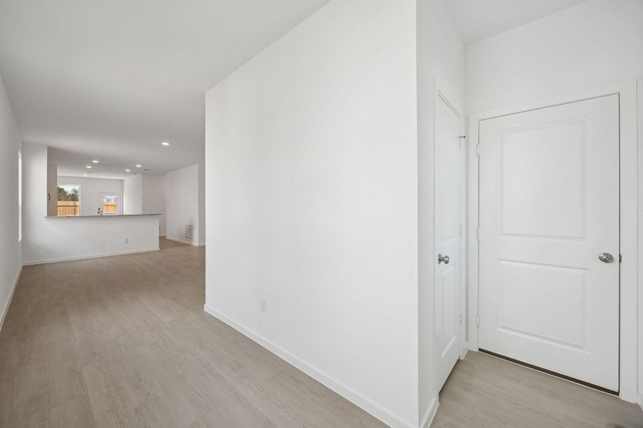 Spacious, unfurnished interior of a new home in Montgomery Bend, Montgomery (Image 18). Spacious, unfurnished interior of a new home in Montgomery Bend, Montgomery (Image 18).