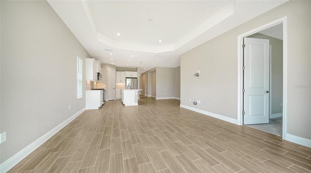 Spacious, unfurnished interior of a new home in Wildleaf at North River Ranch, Parrish (Image 14).