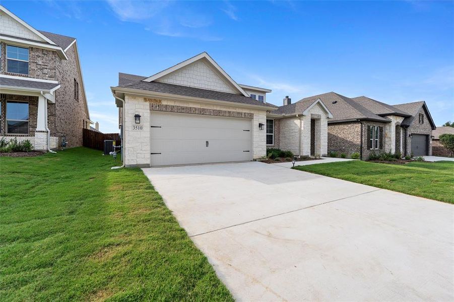 Exterior details and patio area of a home in Liberty Pointe, Gainesville (Image 21). Exterior details and patio area of a home in Liberty Pointe, Gainesville (Image 21).