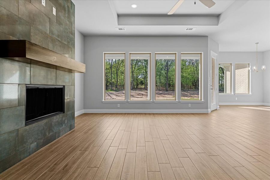 Spacious, unfurnished interior of a new home in Spring Valley Ranch, Paradise (Image 33).