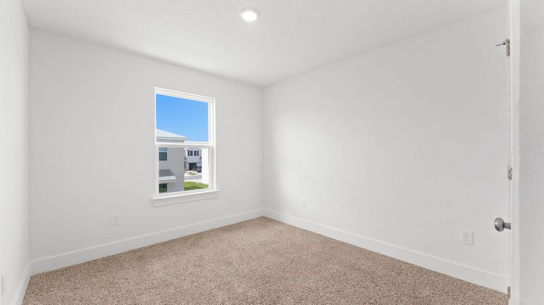 Spacious, unfurnished interior of a new home in Chateau Nemours, Port Saint Joe (Image 23).