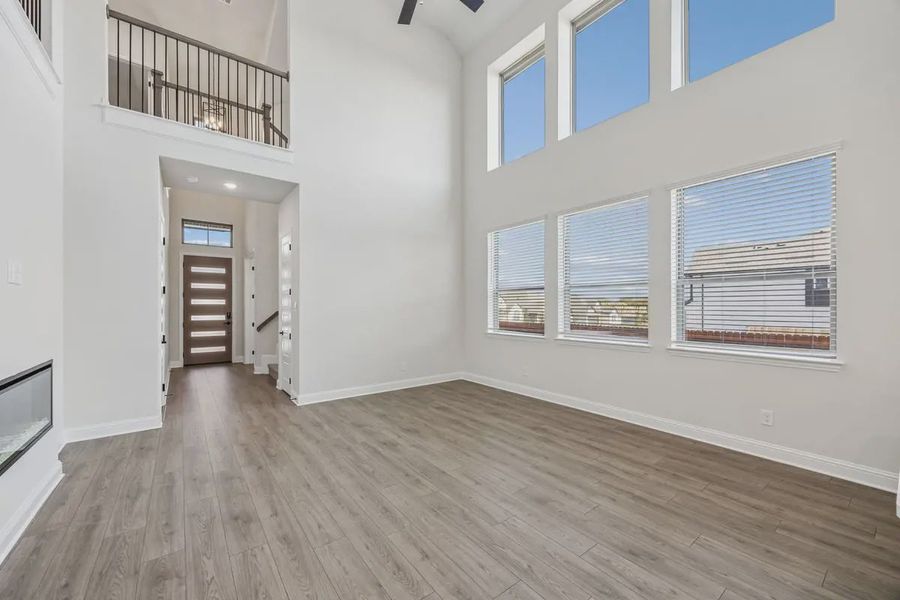 Spacious, unfurnished interior of a new home in Las Lomas, Forney (Image 24). Spacious, unfurnished interior of a new home in Las Lomas, Forney (Image 24).