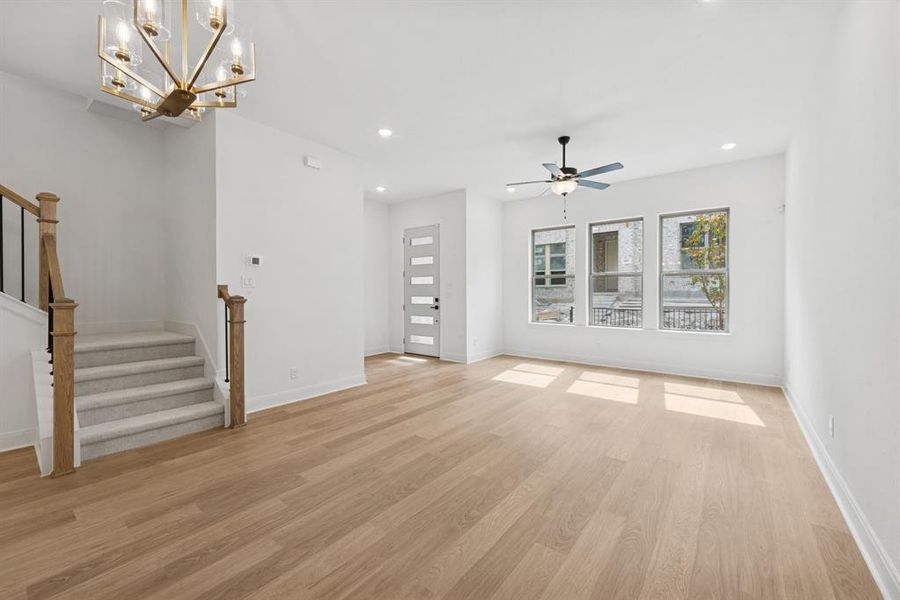 Spacious, unfurnished interior of a new home in Hillside at Las Colinas, Irving (Image 25).