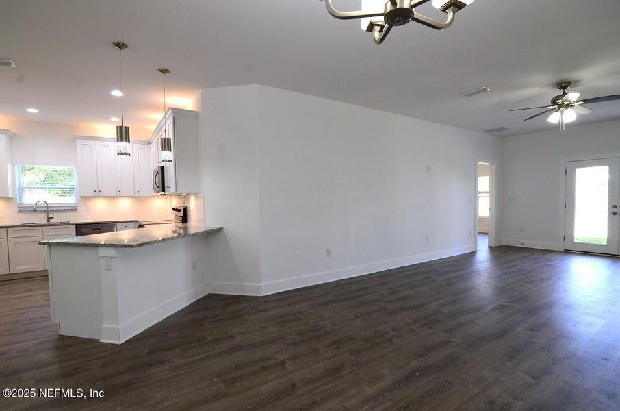 Spacious, unfurnished interior of a new home in , Jacksonville (Image 17). Spacious, unfurnished interior of a new home in , Jacksonville (Image 17).