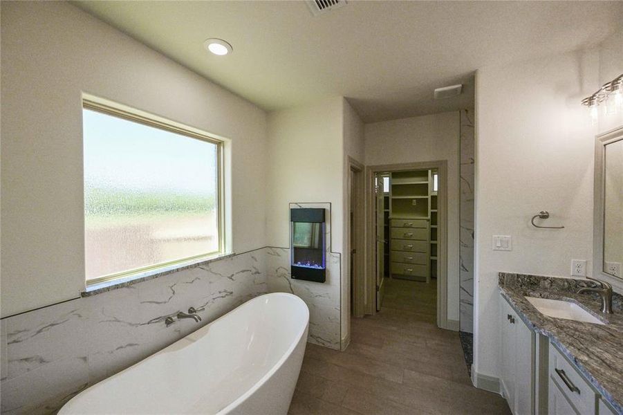 Furnished interior view inside a new home in , Abilene (Image 33).