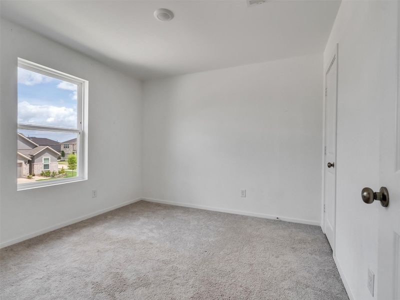 Spacious, unfurnished interior of a new home in , Katy (Image 34).